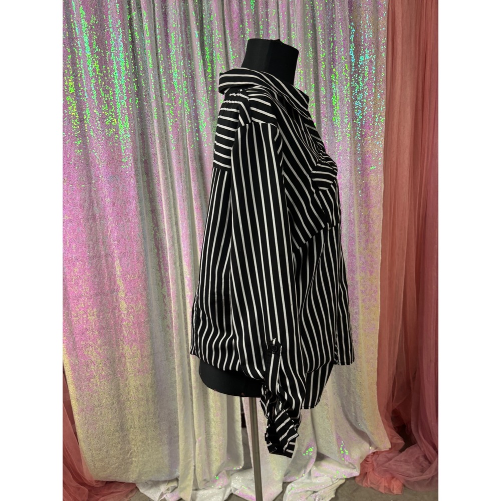 Notations Woman Black White Striped Roll Tab Sleeve Button Down Shirt 1X - Picture 2 of 12